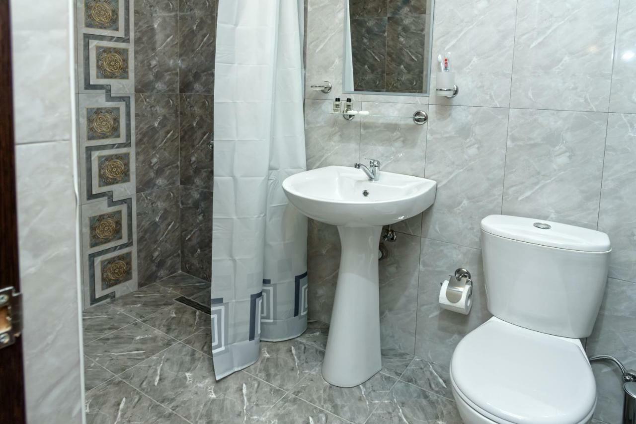 Richmind Hotel Vagharshapat Exterior foto